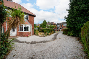 Meadow Head Drive Meadow Head